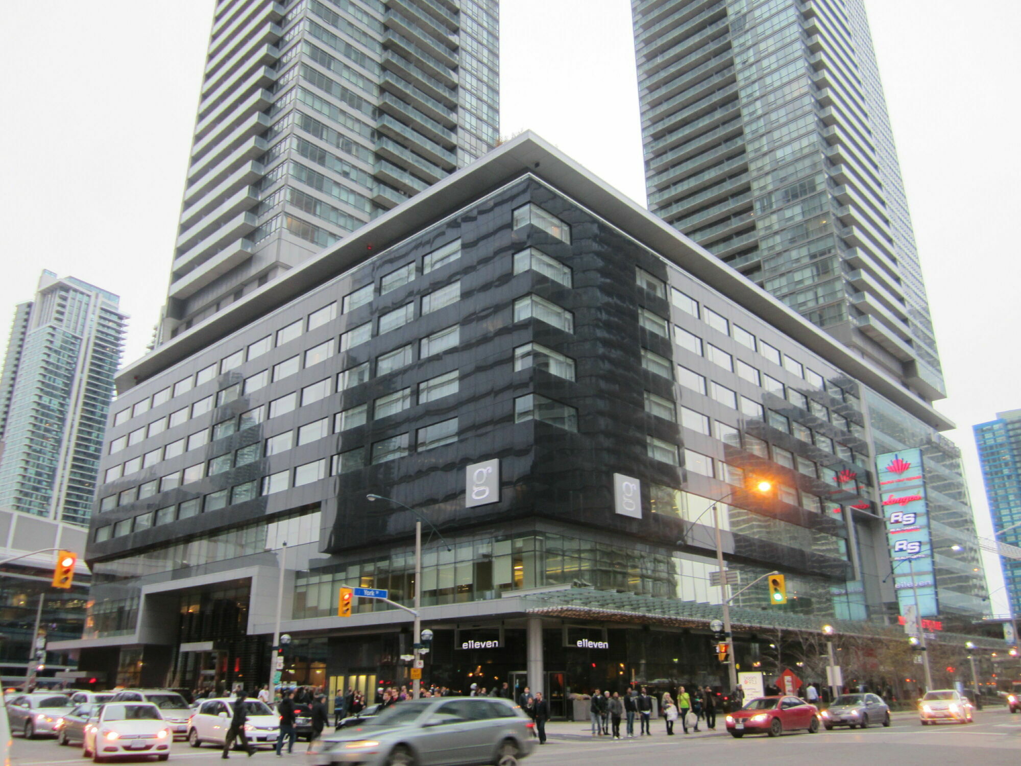 Le Germain Hotel Maple Leaf Square Toronto Exterior foto